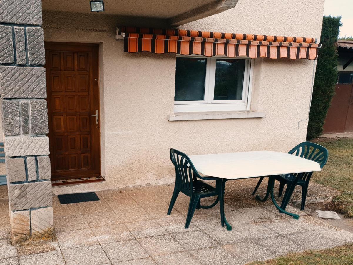 La Bourzede Apartamento Langeac Exterior foto